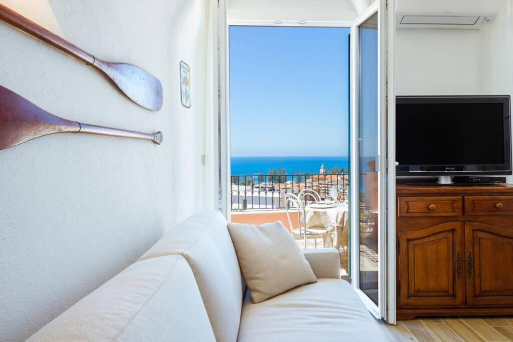 Casa Del Subacqueo. Amazing Terrace With Sea View. Wi-Fi Apartman Bordighera Kültér fotó
